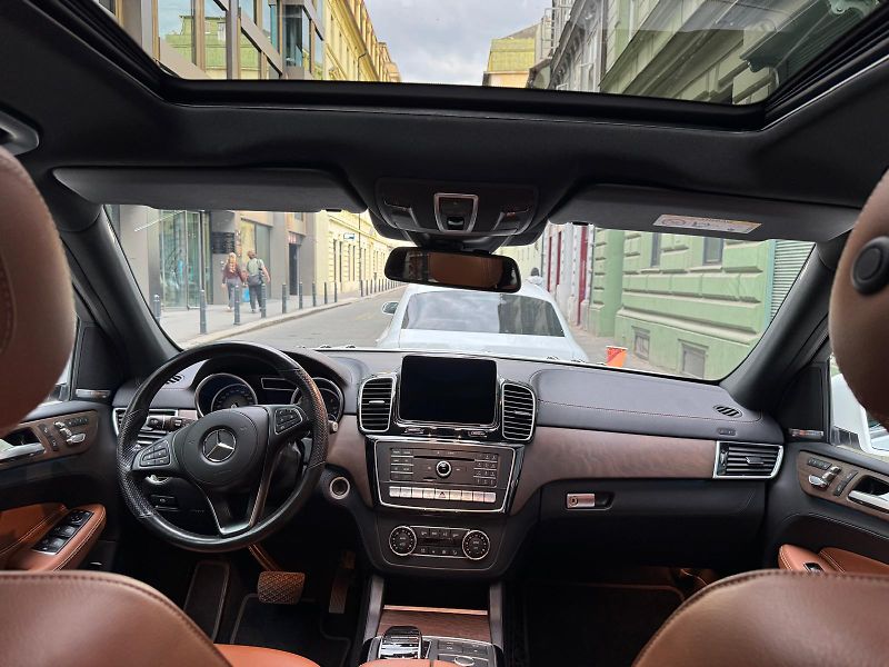 Mercedes-Benz GLS (2019) - fotka 12 z 14