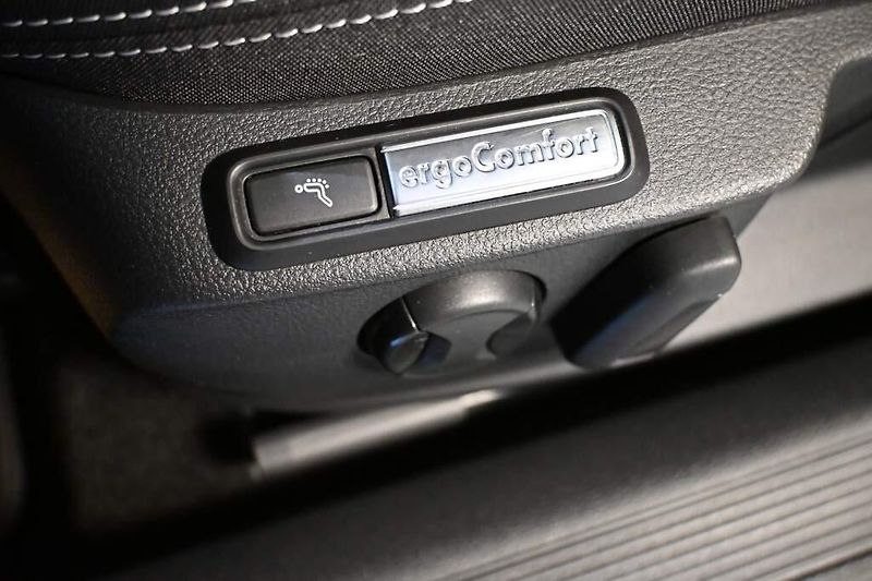 Volkswagen Passat (2023) 2.0 LED DSG ACC BUSINESS Kamer - fotka 18 z 29