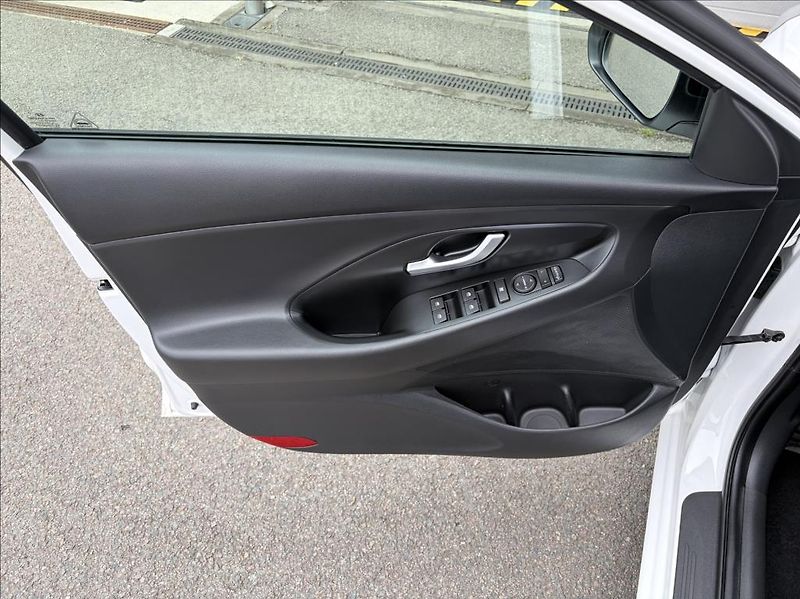 Hyundai i30 1,5 T-GDI DCT  WG N Line Navi - fotka 8 z 26