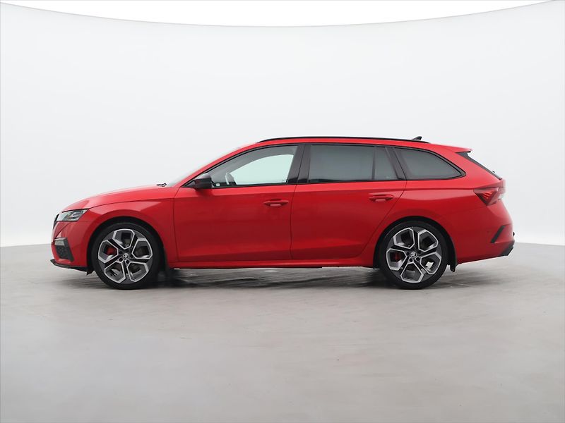 Škoda Octavia 2,0 TSI 180kW DSG CZ RS LED - fotka 4 z 31