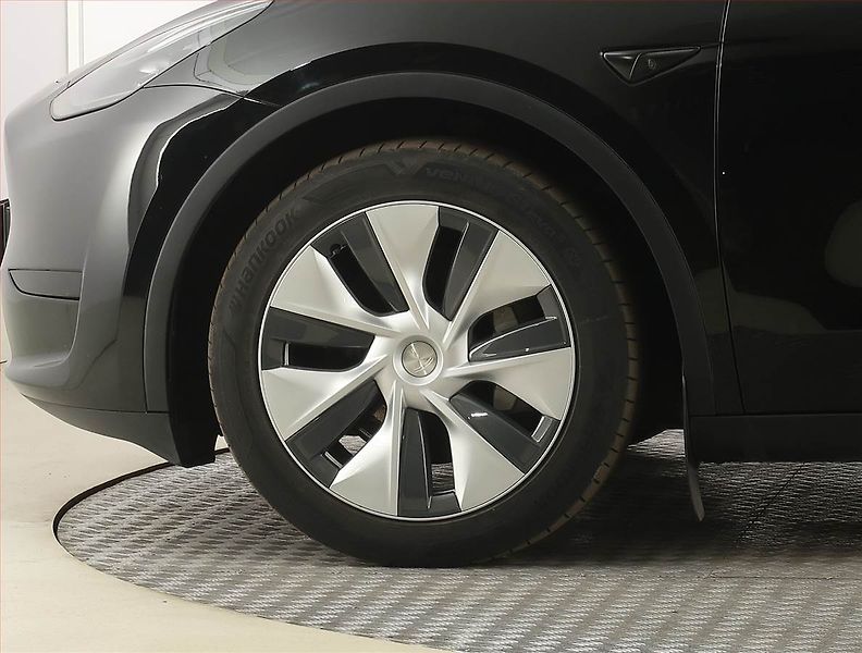 Tesla Model Y (2022) RWD LFP 60kWh, SoH 95% - fotka 14 z 33
