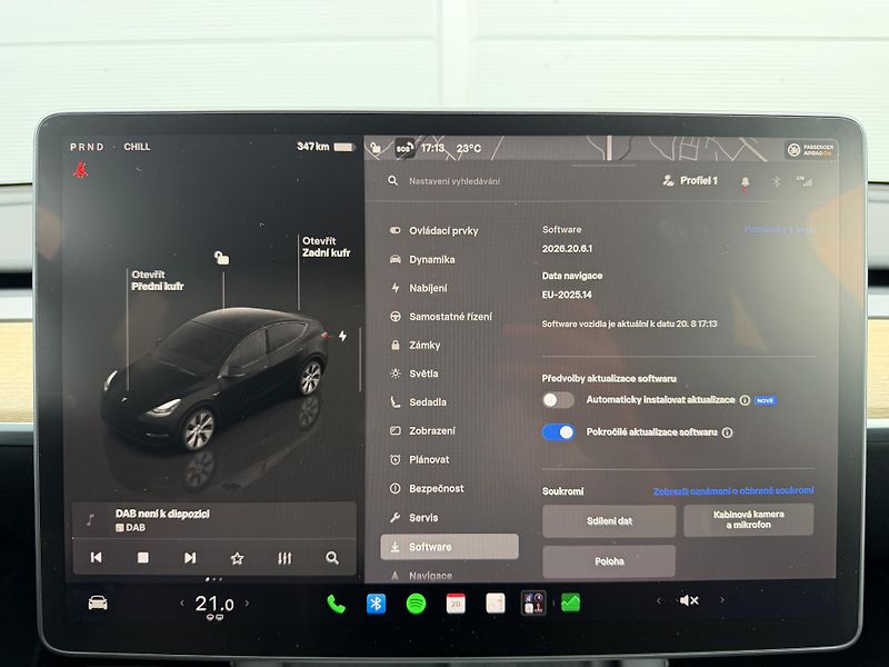 Tesla Model Y SR RWD LFP 220kW 1.Maj DPH - fotka 18 z 26