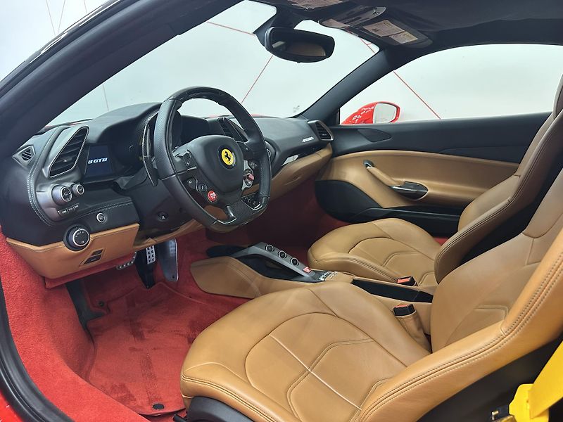 Ferrari 488 (2017) GTB*LIFT*CANERA*TOP*DPH - fotka 8 z 13