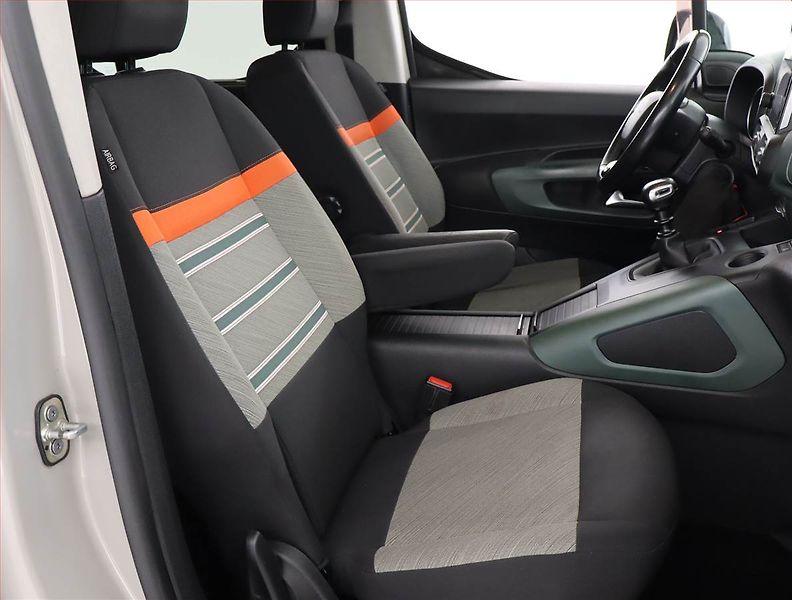 Citroën Berlingo (2019) Feel 1.5 BlueHDi, 5Míst, ČR - fotka 9 z 20