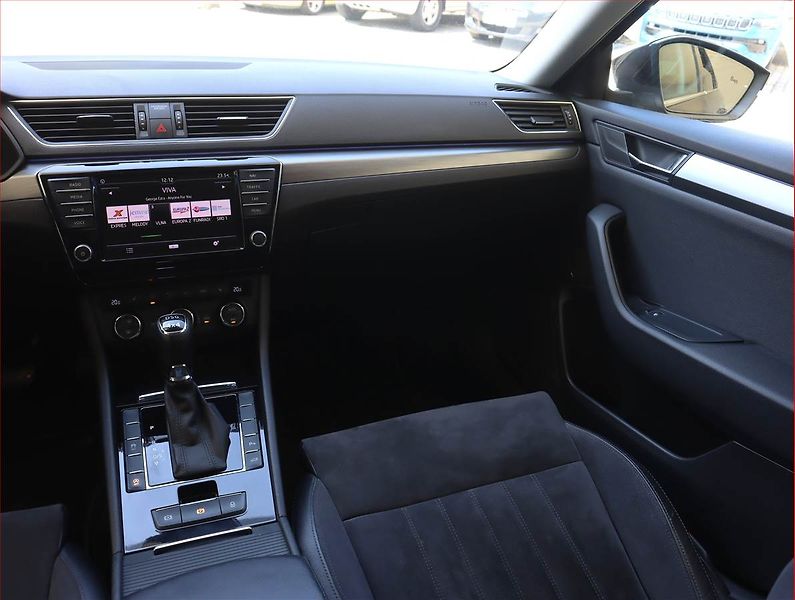 Škoda Superb (2016) Style Plus 2.0 TDI, 4X4 - fotka 8 z 24