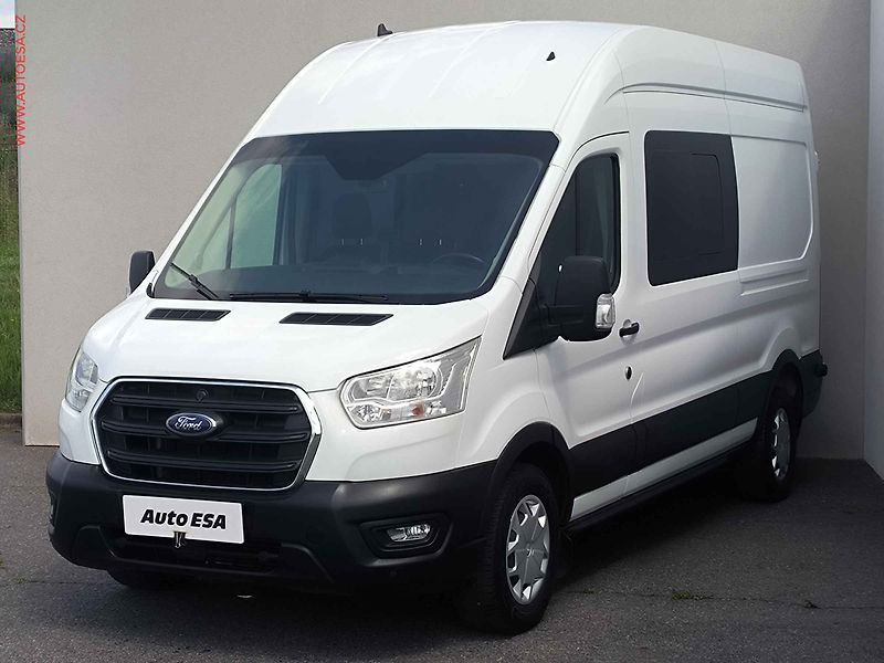 Ford Transit (2021) 2.0TDCi L3H3 6míst, Trend - fotka 3 z 19