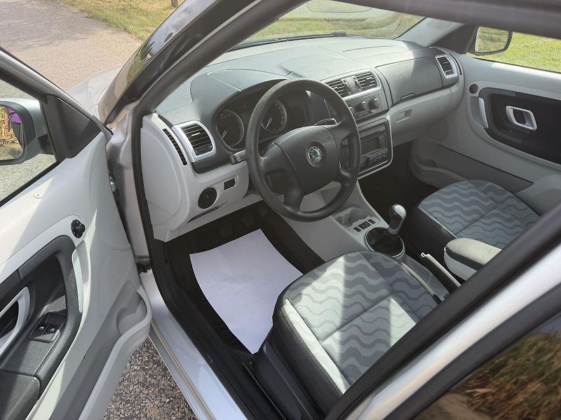 Škoda Roomster (2007) 1,4i 16V 63kW SERVISKA  - fotka 12 z 56