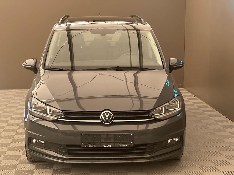 Volkswagen Touran (2021) 2.0 TDi Trendline Pano.  - fotka 3 z 25