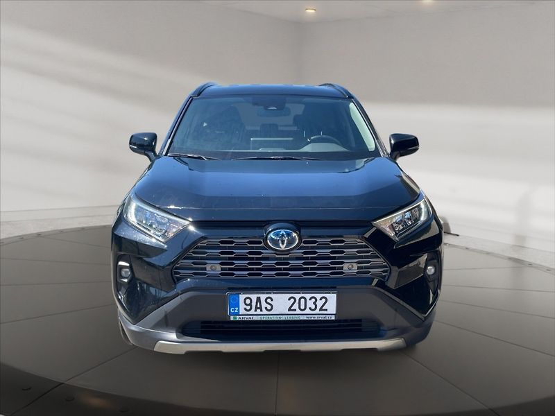 Toyota RAV4 2,5 Hybrid Comfort 4WD AT - fotka 2 z 11