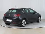 Opel Astra (2010) 1.4 T, po STK, jezdí výborně - náhled 4