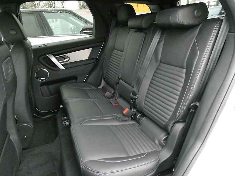 Land Rover Discovery Sport 2,0 Landmark D200 - fotka 17 z 44