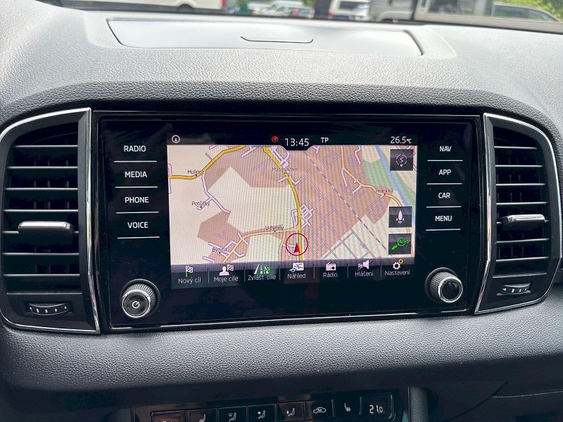 Škoda Karoq (2019) STYLE TSI 1.5/110KW 6MP - fotka 16 z 31