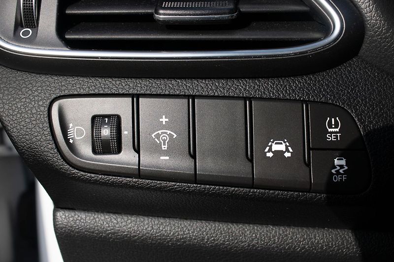 Hyundai i30 - fotka 12 z 29