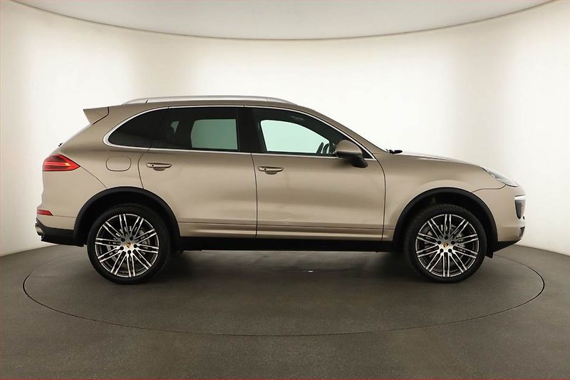 Porsche Cayenne (2015) S Diesel - fotka 6 z 20