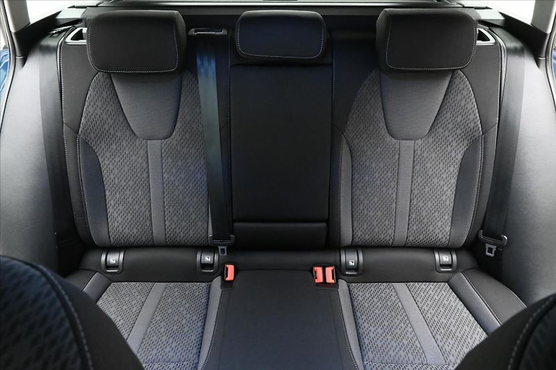 Škoda Octavia 2,0 TDI 110 kW DSG STYLE Záruk - fotka 28 z 32