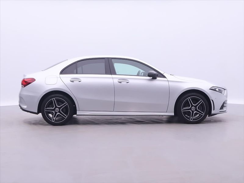 Mercedes-Benz Třídy A 1,3 A 250 e DCT 118kW CZ - fotka 8 z 34