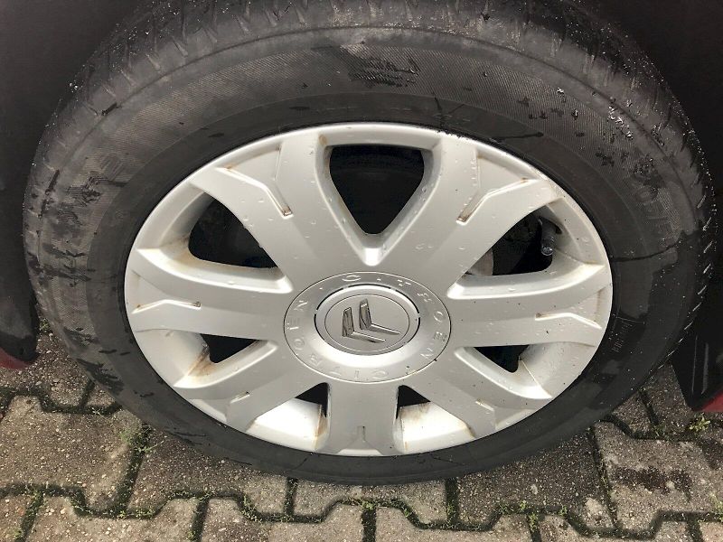 Citroën C4 (2011) 1,4 16V - fotka 19 z 20