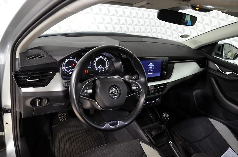 Škoda Scala (2021) 1.5TSi 110kw Style - fotka 9 z 19