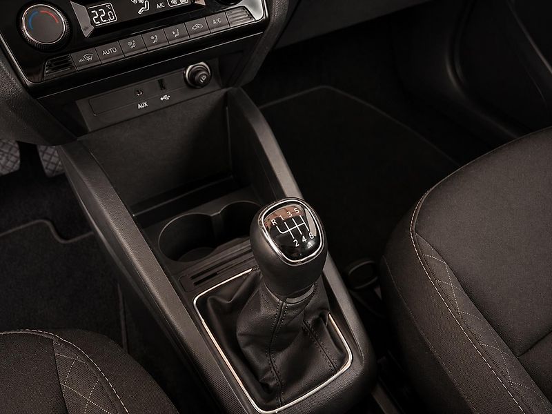 Škoda Fabia (2019) 1.OTSi*81kW*56tkm*Klima*R15 - fotka 11 z 12