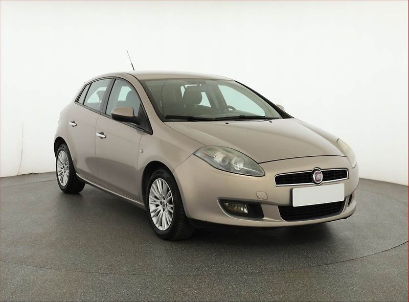 Fiat Bravo (2011) 1.4 16V, Serv.kniha, po STK - fotka 1 z 14