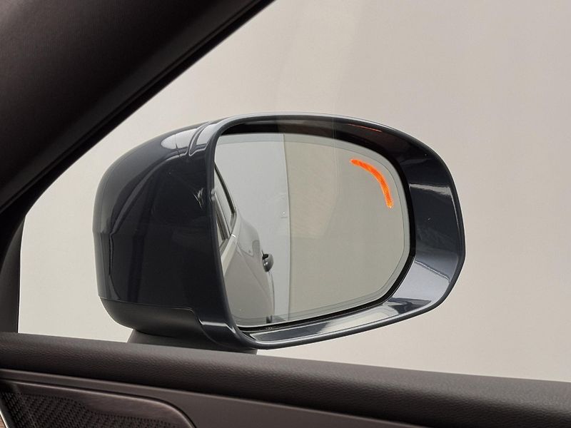 Volvo XC60 B5 AWD BRIGHT PLUS CZ 1.maj - fotka 18 z 49