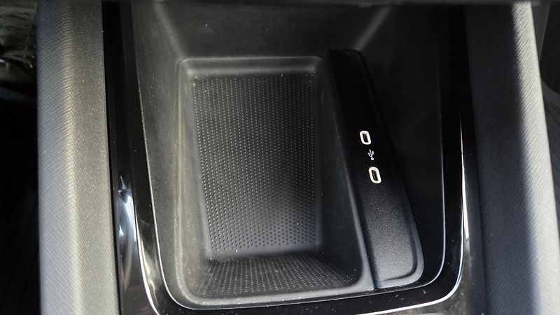 Škoda Octavia  1.0 TSI 81 kW, CZ, DPH, LED - fotka 26 z 30
