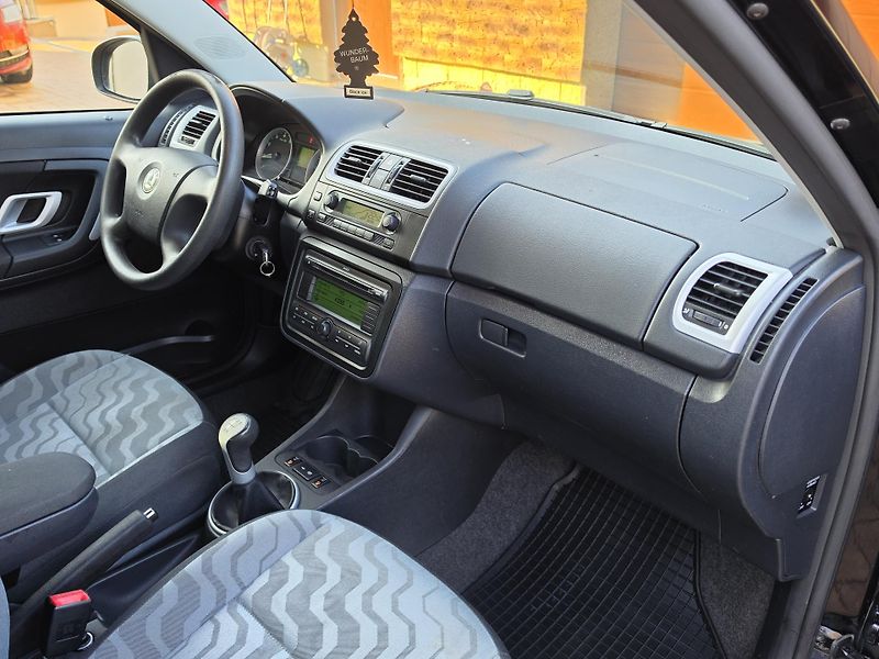 Škoda Roomster (2008) 1.4i 16V STYLE*PO ROZVODECH* - fotka 35 z 46