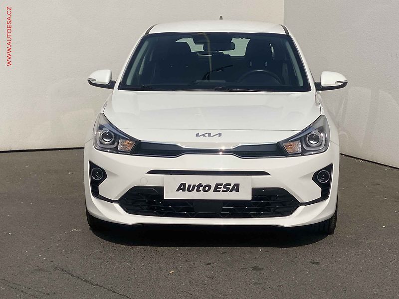 Kia Rio (2023) 1.2, Vision, navi, kamera - fotka 2 z 19