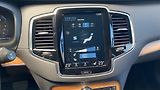 Volvo XC90 INSCRIPTION, B5 AWD, 173+10 kW - náhled 22