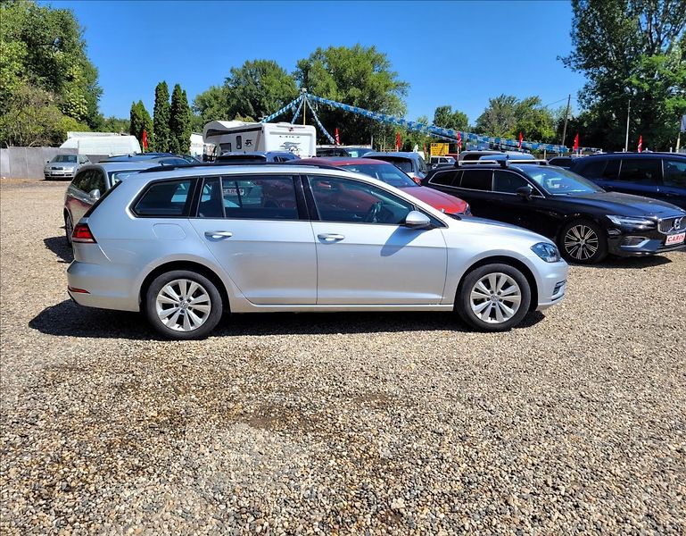Volkswagen Golf 1,0 TSI,navi,digiklima,acc,alu - fotka 4 z 50