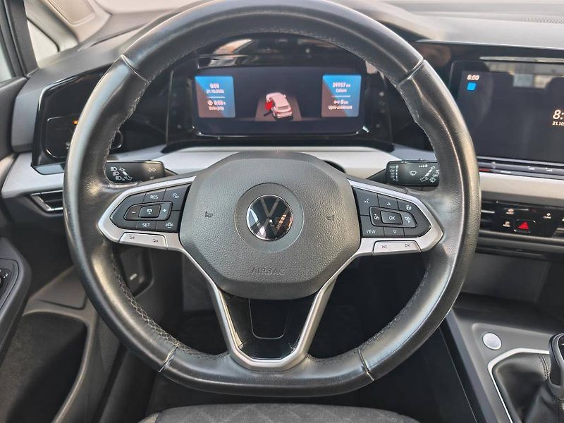 Volkswagen Golf Life 6G 1,5TSi - fotka 11 z 22