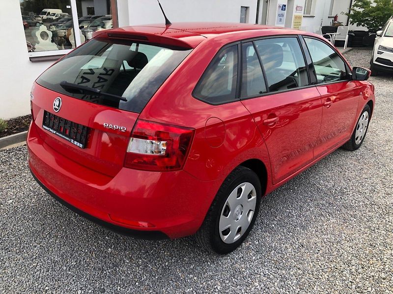 Škoda Rapid (2014) 1.2 TSI Tažné NOVA STK - fotka 2 z 27
