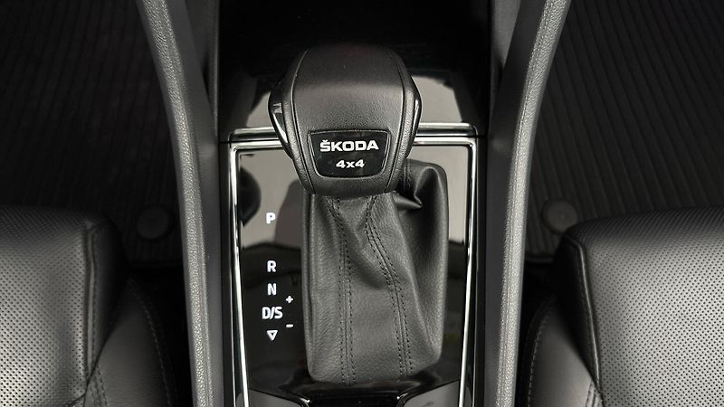 Škoda Kodiaq 2.0 TDI DSG 4x4 L&K - fotka 28 z 34
