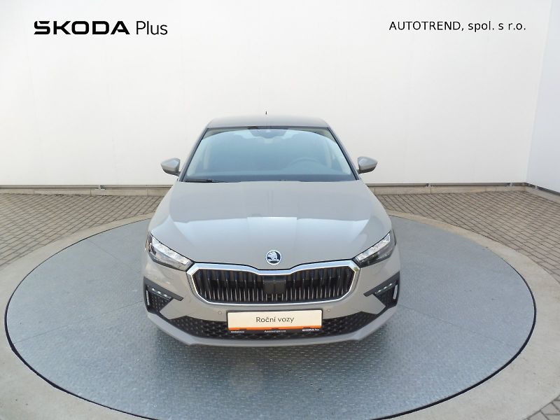 Škoda Scala (2025) Selection 1,0 TSI 85kW - fotka 4 z 29