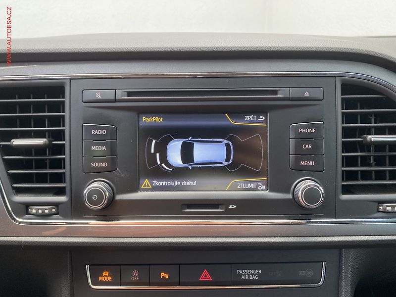 Seat Leon (2014) 1.4 TSi, FR, LED - fotka 17 z 18