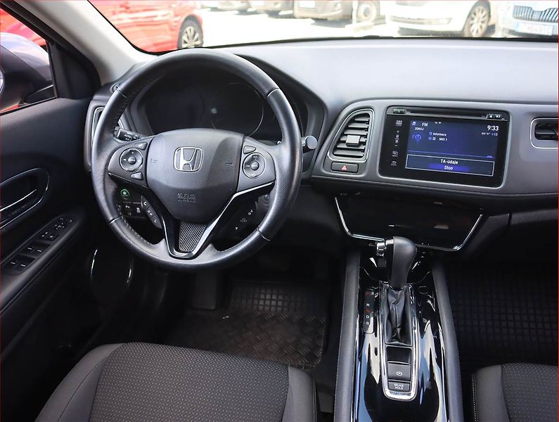 Honda HR-V (2019) Elegance 1.5 i-VTEC, Automat - fotka 7 z 19