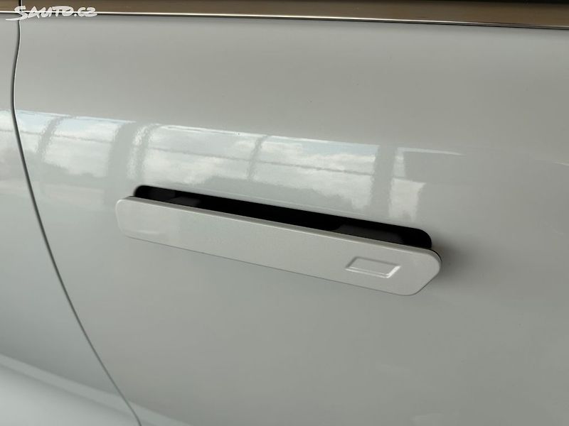 BAIC X75 (2025) ALL IN 130 kW Panorama DCT - fotka 11 z 28