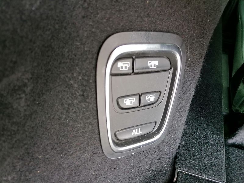 Renault Scénic (2020) 1.7 DCi 7-míst,Automat - fotka 26 z 28