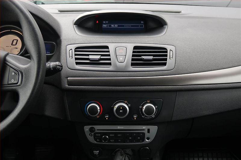 Renault Mégane (2014) 1.5 dCi, Serv.kniha, Tažné - fotka 12 z 17