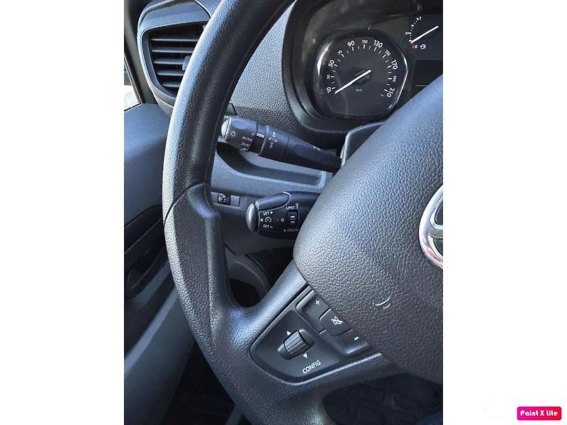 Toyota ProAce combi 1,5D4-D L2 9míst - fotka 8 z 12