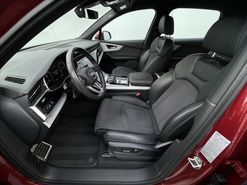 Audi Q7 3,0 TDI quatro S line TAŽNÉ - fotka 4 z 25