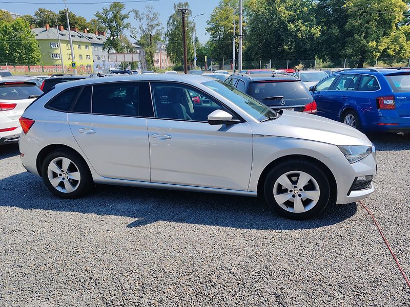 Škoda Scala 1.0 TSI 85KW - fotka 24 z 25