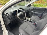 Hyundai i30 (2011) CW 1.6Crdi 66kw FIFA - náhled 10