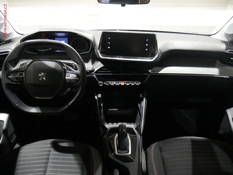 Peugeot 208 (2020) 1.2PT, Business, AT, LED - fotka 8 z 18