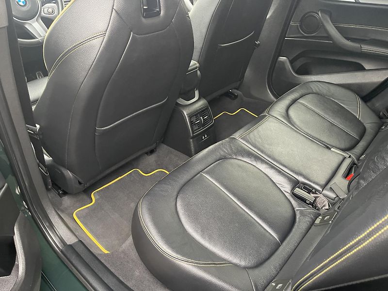 BMW X2 2.0xD M-paket-AT-KŮŽE-NAVI-ČR! - fotka 26 z 42