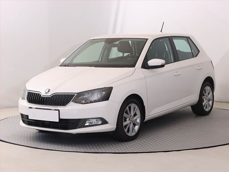 Škoda Fabia (2017) Style 1.4 TDI, Serv.kniha - fotka 2 z 19
