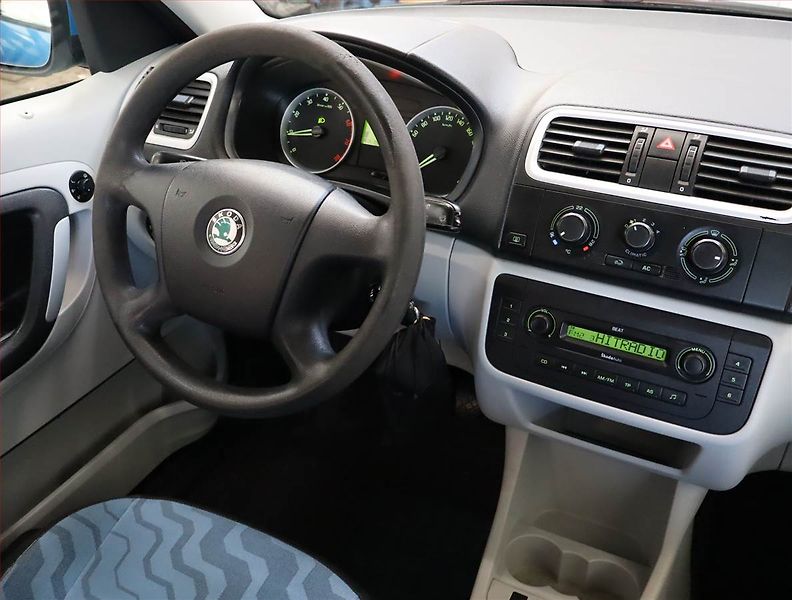 Škoda Roomster (2007) 1.2 12V, Serv.kniha, nová STK - fotka 7 z 14