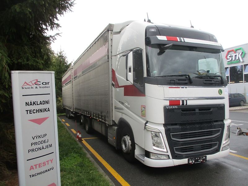 Volvo FH 500 6x2 tachoV2 + Svan - fotka 1 z 63