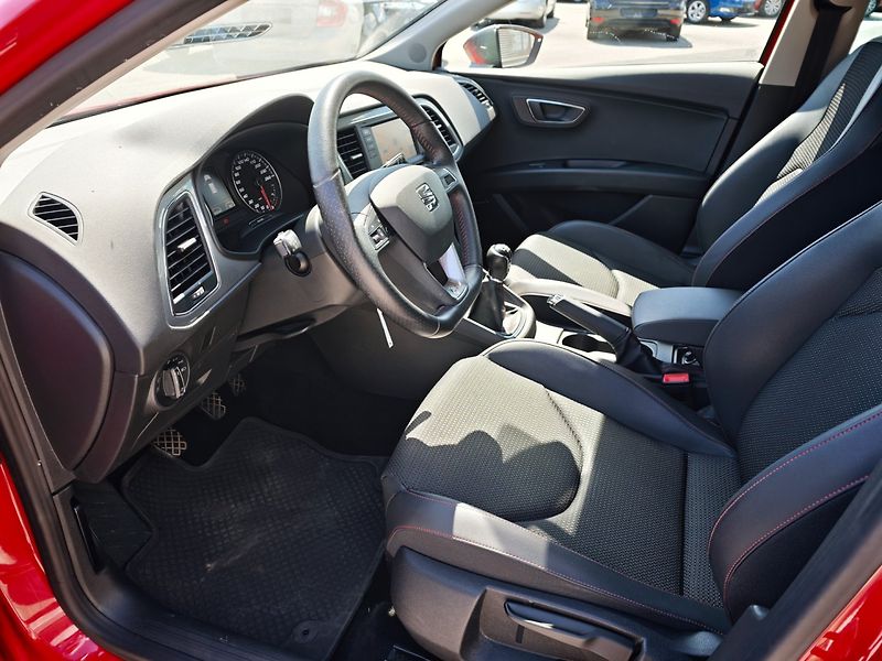 Seat Leon (2014) FR 1,4 TSI 90 Kw - fotka 25 z 37