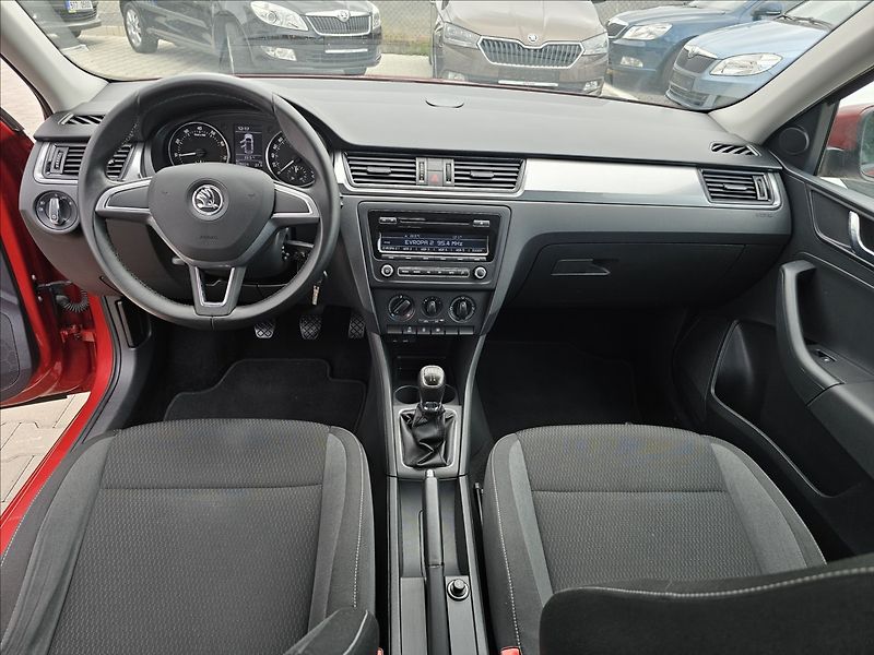 Škoda Rapid 1,2 TSi 63KW Ambition KLIMA AL - fotka 20 z 37